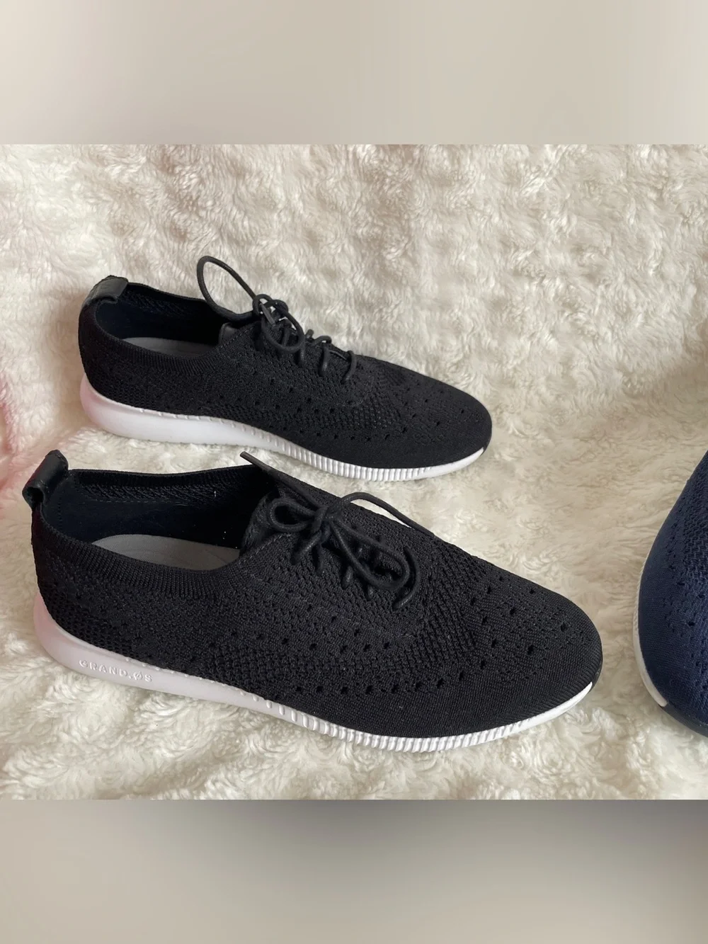 Cole Haan 2 Zerogrand Stitch Lite Wingtip Oxford  size 7  TWO PAIR